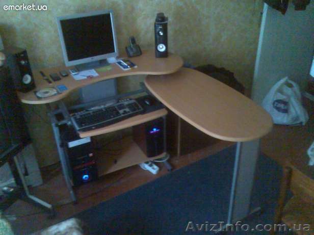 компьютерный стол 123 - <ro>Изображение</ro><ru>Изображение</ru> #1, <ru>Объявление</ru> #428569