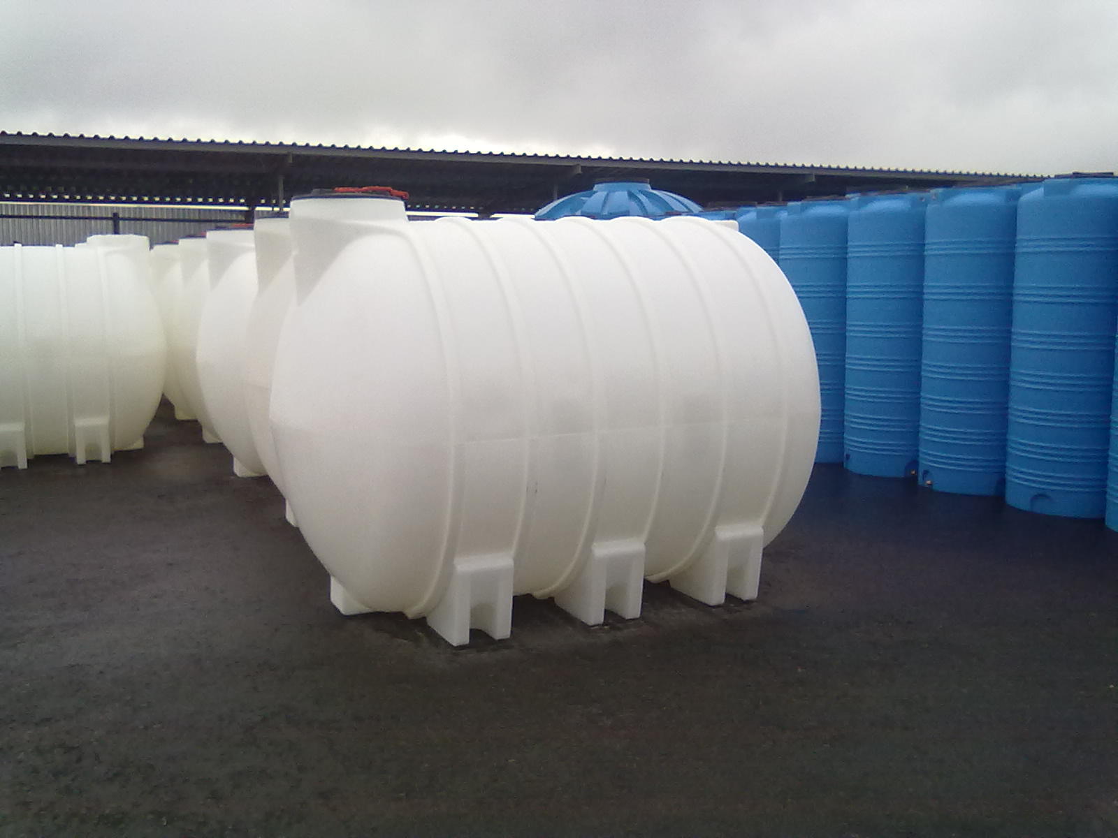 Емкости для Кас Владимир-Волынский - <ro>Изображение</ro><ru>Изображение</ru> #1, <ru>Объявление</ru> #1742353