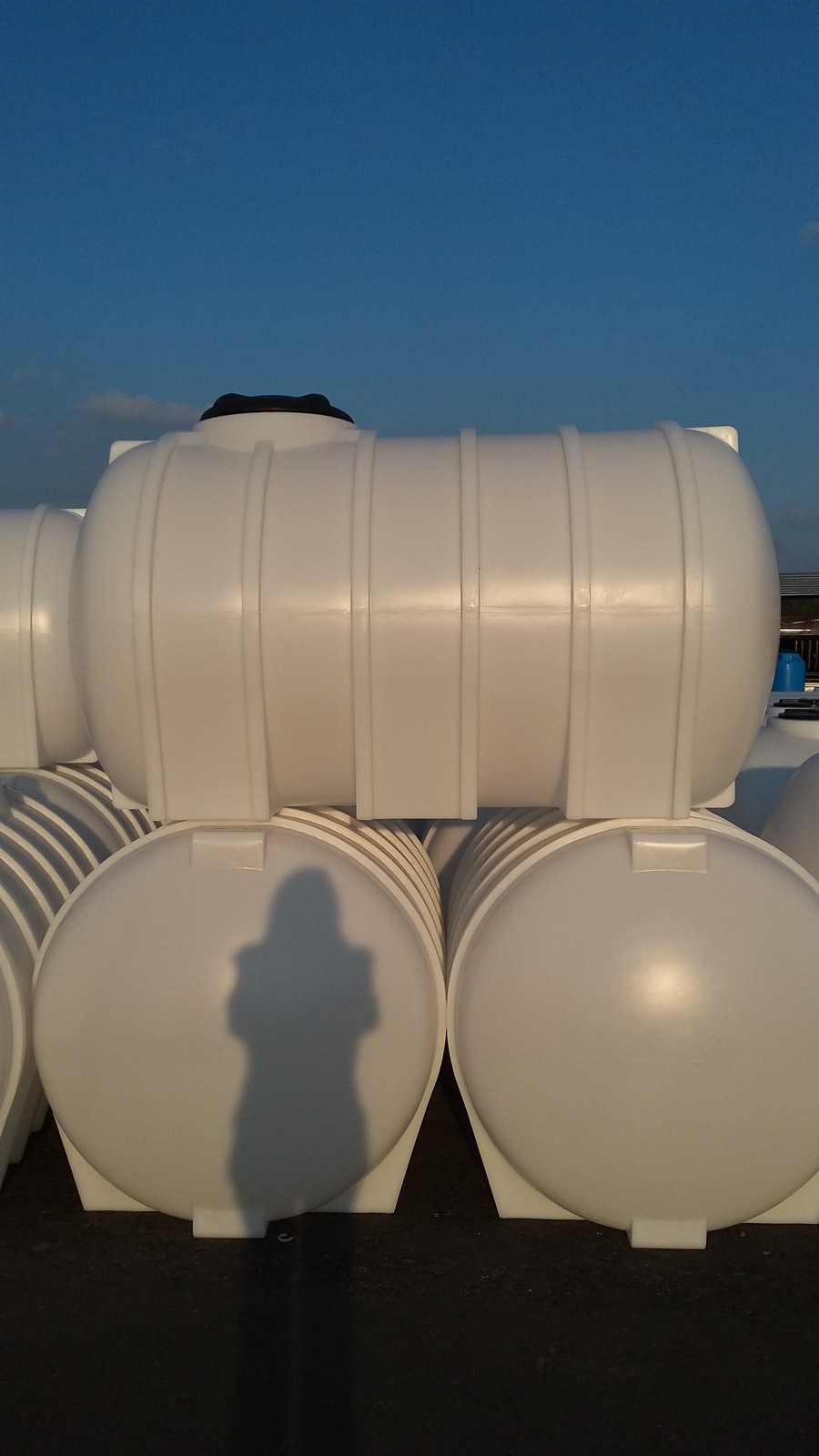 Емкости, резервуары для Кас Ковель - <ro>Изображение</ro><ru>Изображение</ru> #1, <ru>Объявление</ru> #1742351