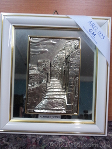 Картины серебряные.