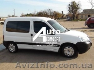 Сплошное правое окно на автомобиль Peugeot Partner, Citroën Berlingo - <ro>Изображение</ro><ru>Изображение</ru> #1, <ru>Объявление</ru> #1245063