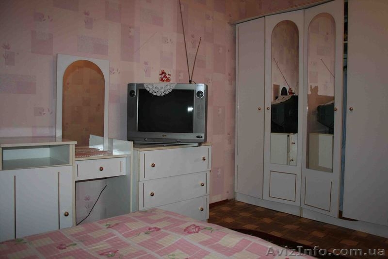 аренда 4комнатной квартиры посуточно, подобово Луцк - <ro>Изображение</ro><ru>Изображение</ru> #1, <ru>Объявление</ru> #145170