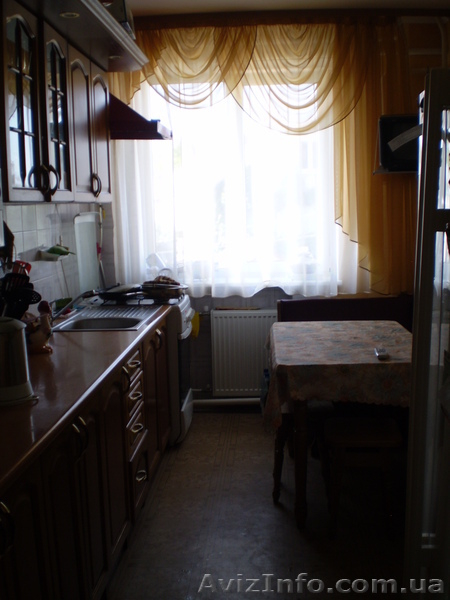 продам 2-х комнатную квартиру в центре, возможно с мебелью - <ro>Изображение</ro><ru>Изображение</ru> #2, <ru>Объявление</ru> #328944