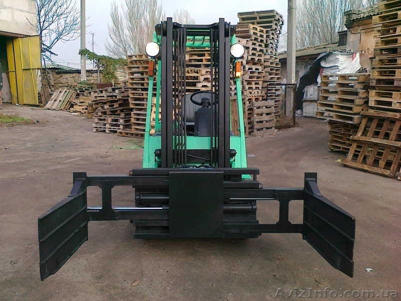 японский автопогрузчик Митсубиси с КИП-захватом  - <ro>Изображение</ro><ru>Изображение</ru> #2, <ru>Объявление</ru> #801821